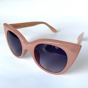 Chico\'s Cat-Eye Sunglasses Dark Shade Smokey Pink Frame w/ Speckles UV Cut Chic Chico main image 3